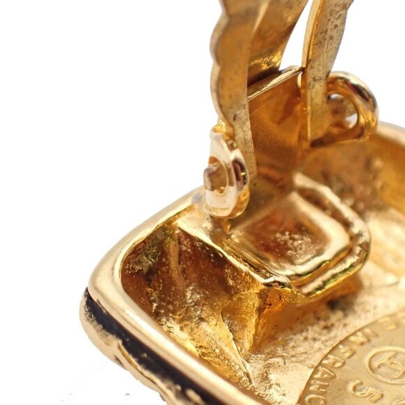 CHANEL Logo Square Matelasse Earrings 25 Clip-On Gold France Vintage 468-082225 - Picture 5 of 8